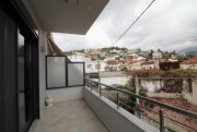 Neo Chorio Modernes Stadthaus mit Dachterrasse und Bergblick Haus kaufen